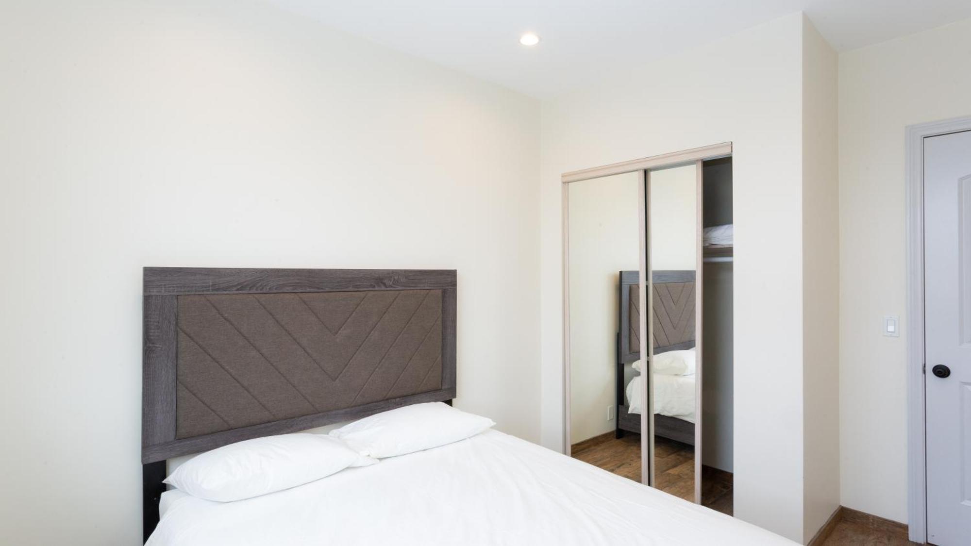 Three-Bedroom Hollywood Condo Los Angeles Luaran gambar