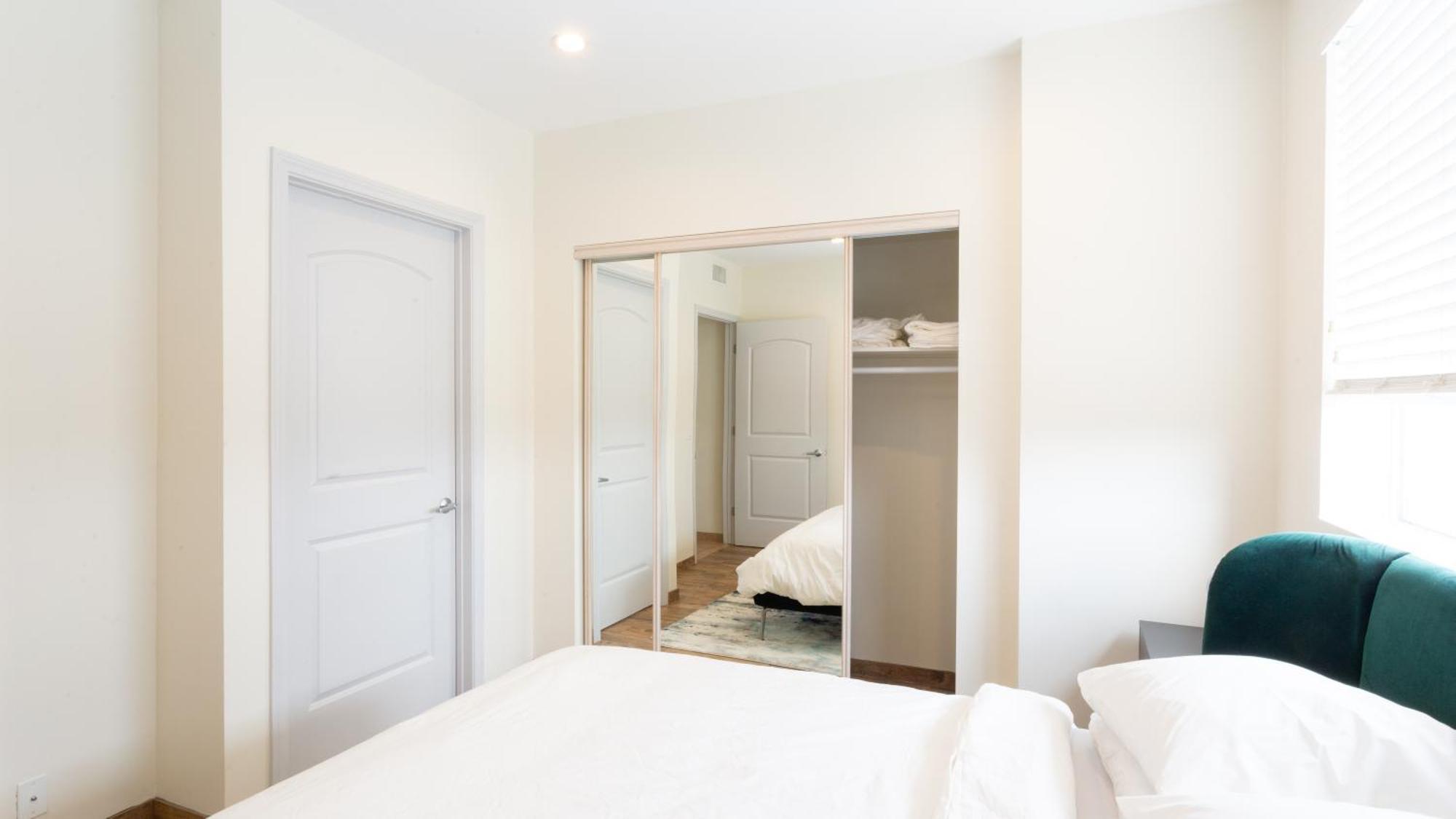 Three-Bedroom Hollywood Condo Los Angeles Luaran gambar
